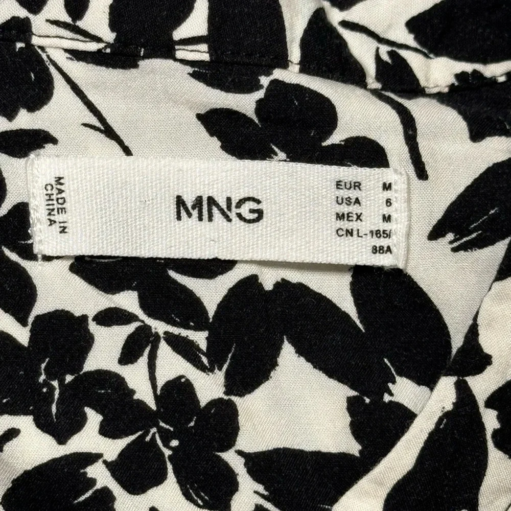 🌻 MNG Black & White Floral Midi Peasant Dress* Women’s size 6 Cottagecore - Picture 8 of 16